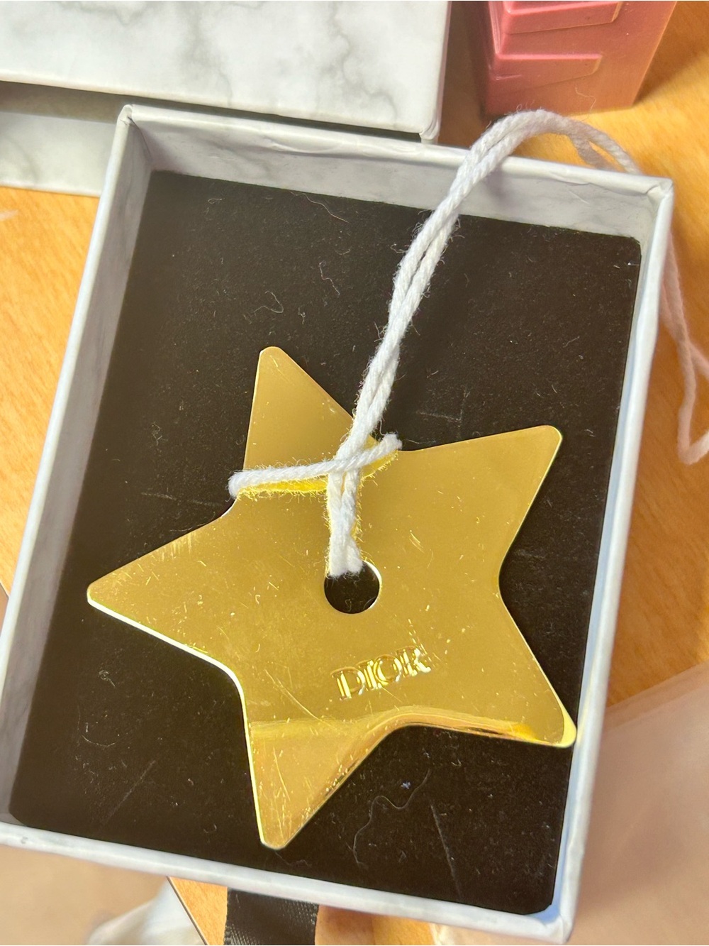 Dior gold star
